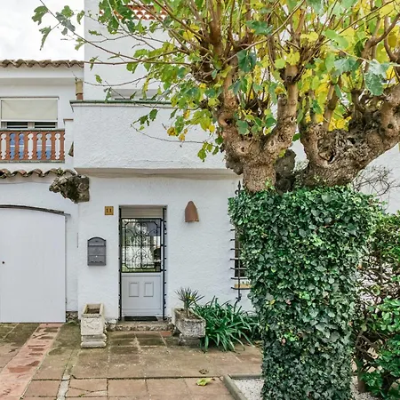 Vakantiehuis En El Centro Con Wifi ,parking *